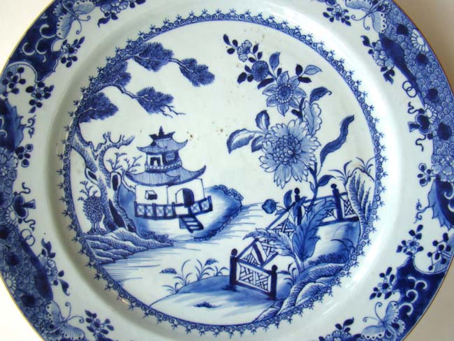 A Wonderful large 15" Chinese Export Porcelain Charger circa 1785